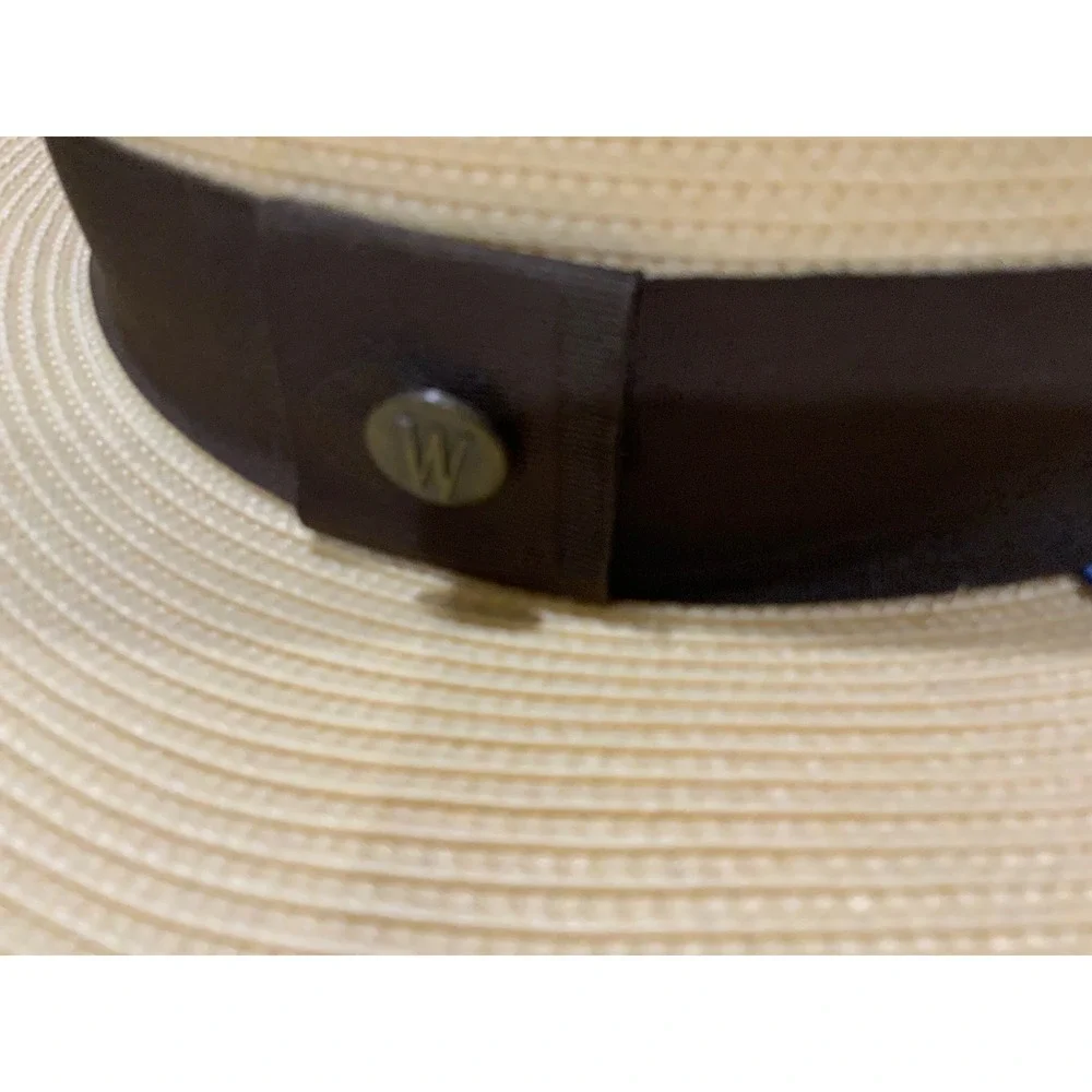 Wallaroo Hat Company Frankie Fedora Straw Sun Hat Natural Brown Band Packable